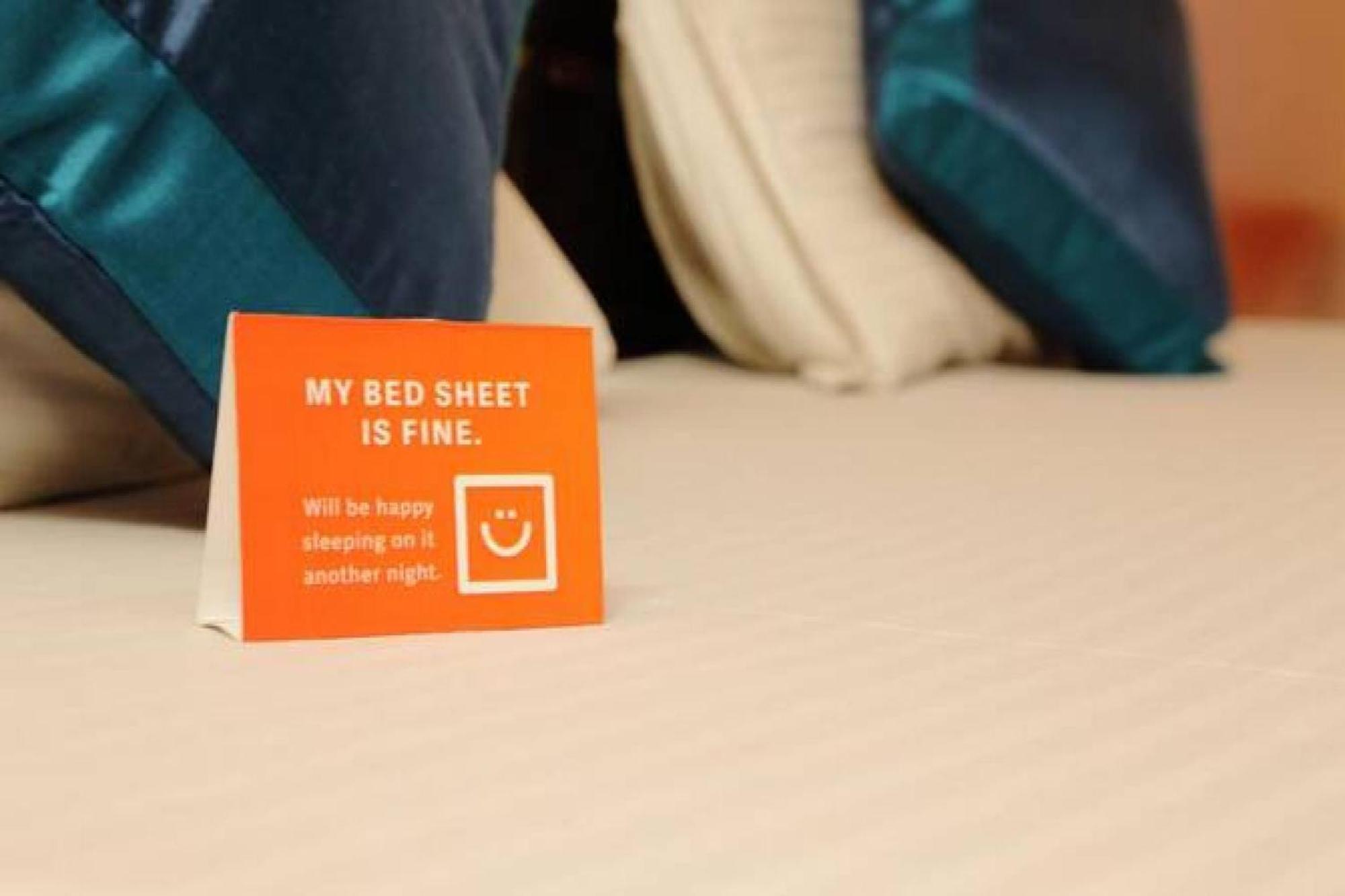 Capital O Hotel Surya Continental Λάκναου Εξωτερικό φωτογραφία